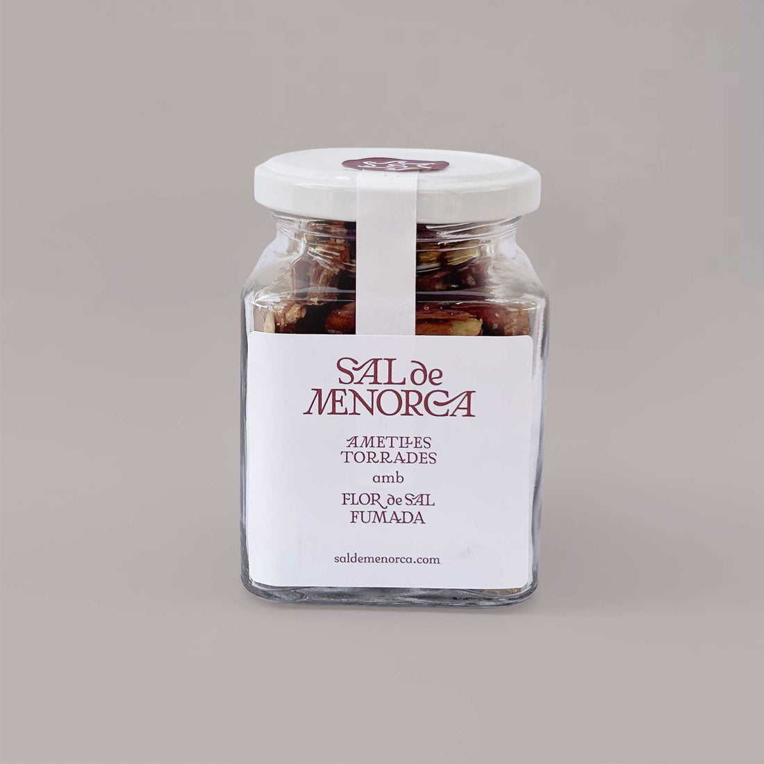 Almendra tostada con flor de sal ahumada 130 g Sal de Menorca, bote de cristal