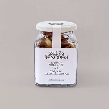 Almendra tostada con flor de sal hierbas de Menorca 130 g Sal de Menorca, bote de cristal