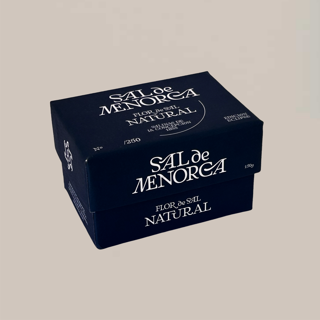 Caja Edición Eclipse de Sal de Menorca, Flor de Sal Natural 150 gramos