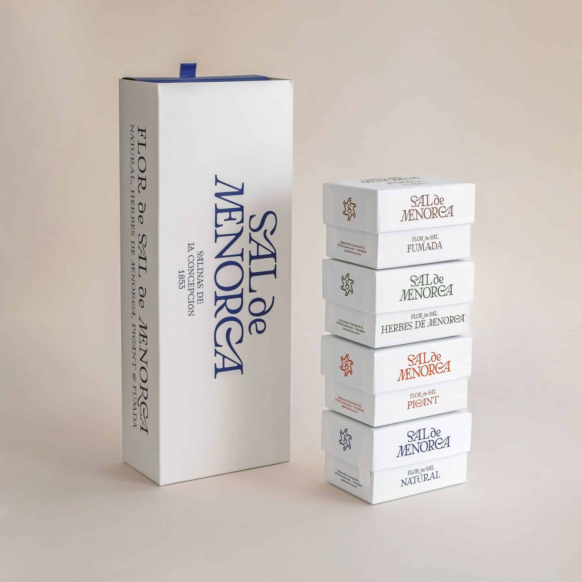 Sal de Menorca Box personalizada, cajas apiladas